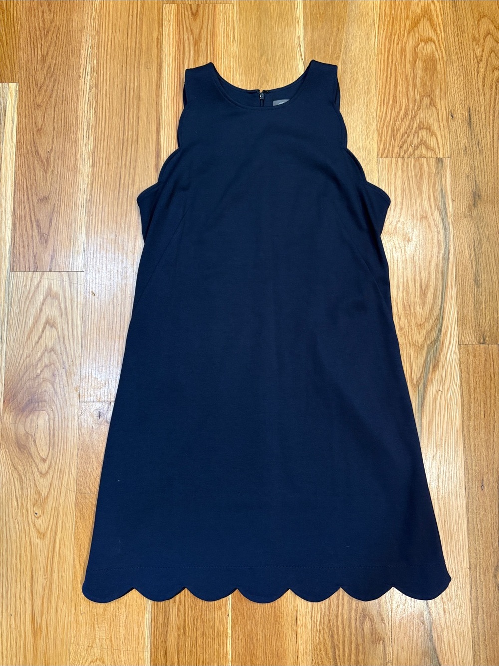 Vince Camuto Scalloped Hem Sheath Dress, Size 8